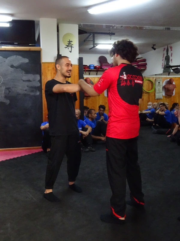 Kung Fu Academy di Sifu Mezzone Arti Marziali e palestra di Sport da Combattimento Wing Chun Weng Chun Tjun Tai Chi Taijiquan Qigong Sanda Difesa Personale (163)